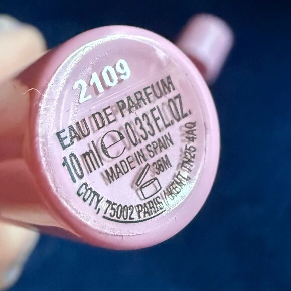 GUCCI FLORA GORGEOUS GARDENIA PERFECT PERFUME - Picture 8 of 17